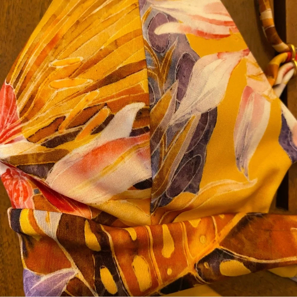 L*Space Bikini Top Womens Yellow Triangle Cut Out Floral Tropical Swim Size XS - Picture 5 of 8
